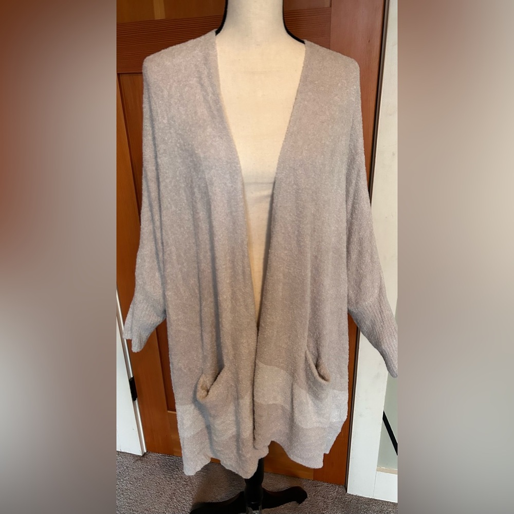 Barefoot Dreams Blanket Wrap/cardigan